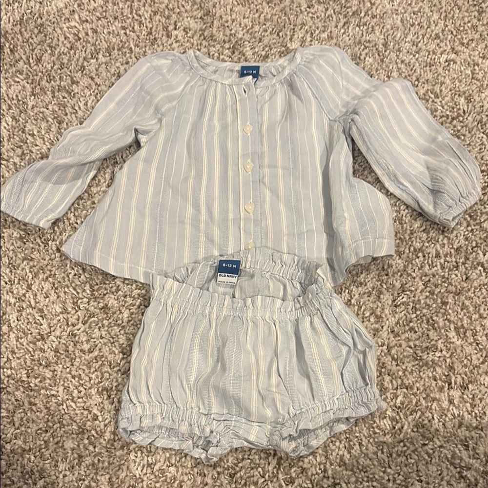 Old Navy Blue and White Striped Baby Outfit 6-12M